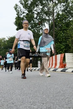 Runner Photo 4305622