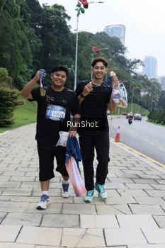Runner Photo 4305626