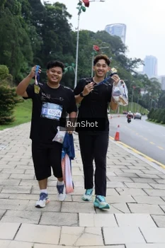 Runner Photo 4305628