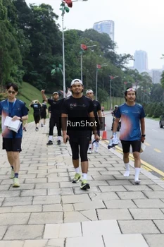 Runner Photo 4305629