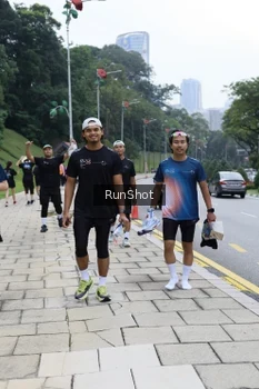 Runner Photo 4305633
