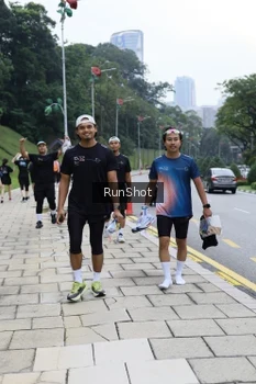 Runner Photo 4305641