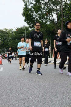 Runner Photo 4305643