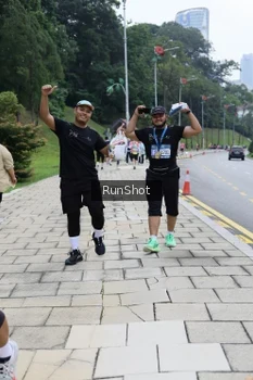 Runner Photo 4305661