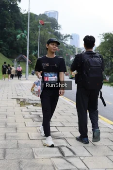 Runner Photo 4305681