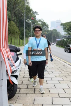 Runner Photo 4305682