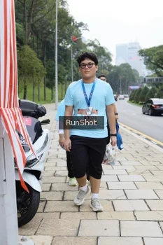 Runner Photo 4305688