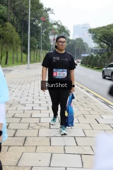 Runner Photo 4305692