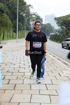 Runner Photo 4305693