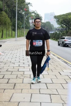 Runner Photo 4305701