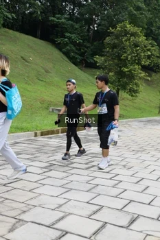 Runner Photo 4305715