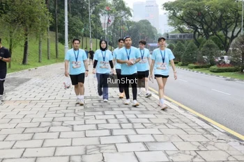 Runner Photo 4305744