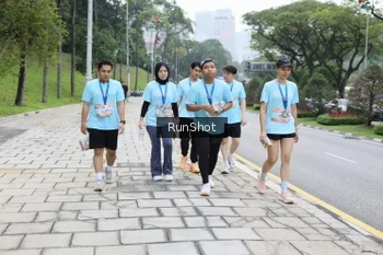 Runner Photo 4305767