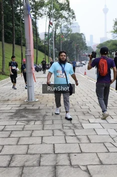 Runner Photo 4305779