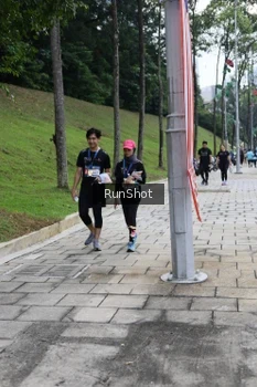 Runner Photo 4305782