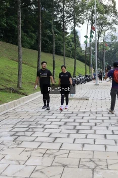 Runner Photo 4305790