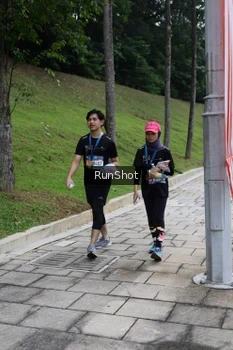 Runner Photo 4305794
