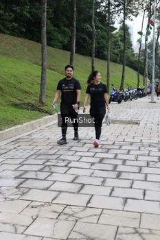 Runner Photo 4305797