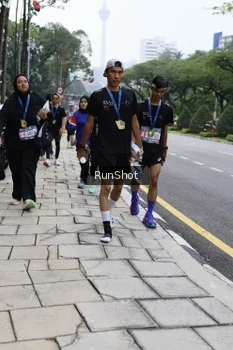 Runner Photo 4305829