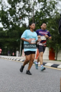 Runner Photo 4305845