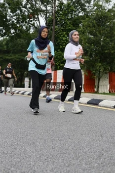Runner Photo 4305847