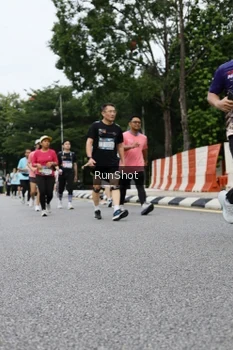 Runner Photo 4305868