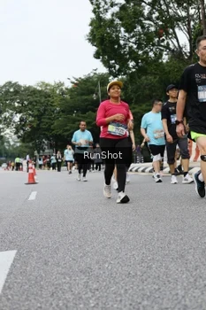 Runner Photo 4305884