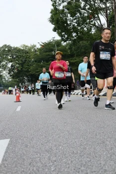 Runner Photo 4305885