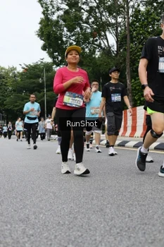 Runner Photo 4305887