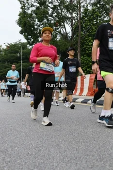 Runner Photo 4305895