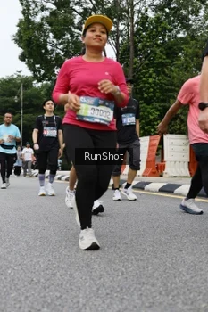 Runner Photo 4305896