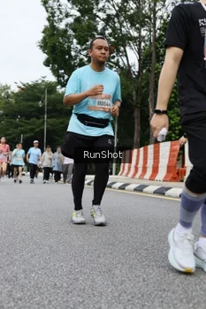 Runner Photo 4305901