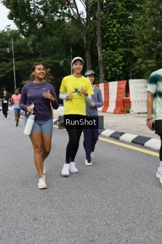 Runner Photo 4305910