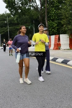 Runner Photo 4305917