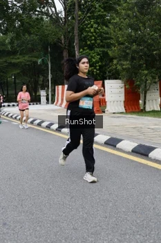 Runner Photo 4305919