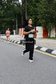 Runner Photo 4305927