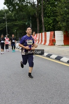 Runner Photo 4305936
