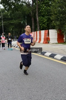Runner Photo 4305941