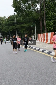 Runner Photo 4305946