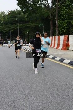Runner Photo 4305947