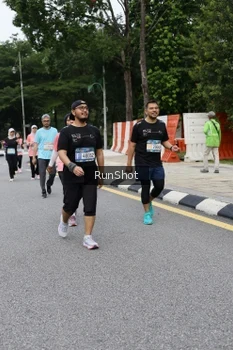Runner Photo 4305951