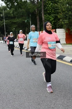 Runner Photo 4305954