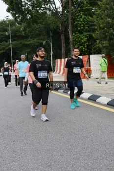Runner Photo 4305955