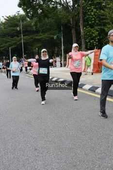 Runner Photo 4305961