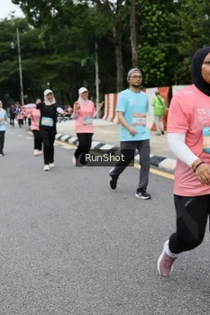 Runner Photo 4305963