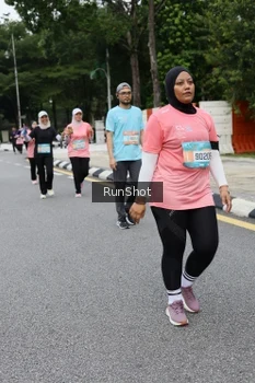 Runner Photo 4305968