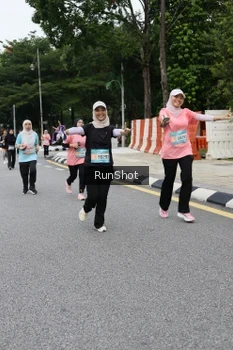 Runner Photo 4305969