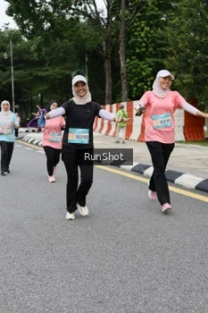 Runner Photo 4305977