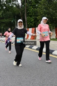 Runner Photo 4305987
