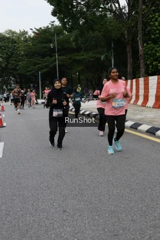 Runner Photo 4306010